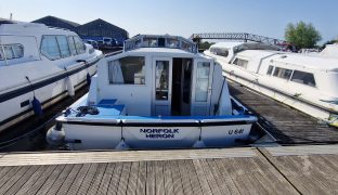 Aquafibre Pearl 38 - Norfolk Heron - 7 Berth Family River Cruiser