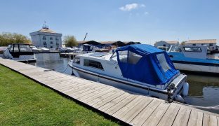 Seamaster 25 - Talisman - 4 Berth River Cruiser