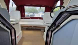 Shadow 26 - Winter Dreamer - 4 Berth Inland River Cruiser