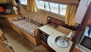 Princess 32 - Aquamarine II - 5 Berth Inland River Cruiser/ Off Shore Capabilities 