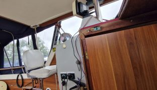 Princess 32 - Aquamarine II - 5 Berth Inland River Cruiser/ Off Shore Capabilities 