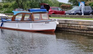 Herbert Woods Day Boat - Trident 1 - Day Boat