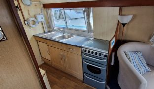 Horizon 35 - Fleur D Azure - 5 Berth Inland River Cruiser