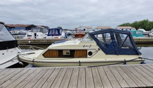 Shetland 4+2 Aurora - 4 Berth Inland River Cruiser