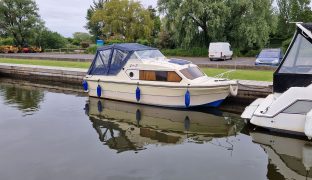 Shetland 4+2 Aurora - 4 Berth Inland River Cruiser