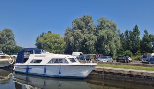 Fairline Fury - Eclipse - 3 Berth Inland River Cruiser