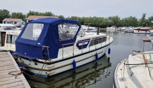 Ocean 30 - Tara - 3 Berth Inland River Cruiser