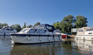 Viking 26 - Madge - 5 Berth Inland River Cruiser