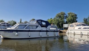 Viking 26 - Madge - 5 Berth Inland River Cruiser