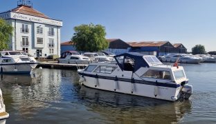 Viking 26 - Madge - 5 Berth Inland River Cruiser