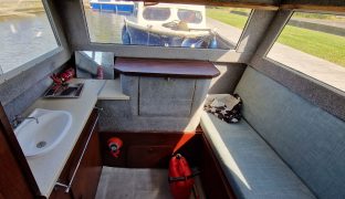 Viking 26 - Madge - 5 Berth Inland River Cruiser