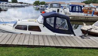 Broom 575 - Pollyanna - 2 Berth Day Boat