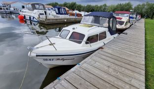 Broom 575 - Pollyanna - 2 Berth Day Boat