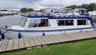 Hampton Safari - Reflection - 4 Berth Inland River Cruiser