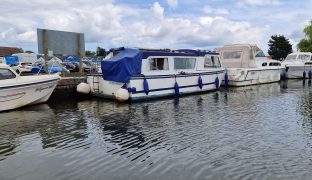 Hampton Safari - Reflection - 4 Berth Inland River Cruiser