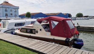 Shetland 4+2 - FOXY - 4 Berth Boat