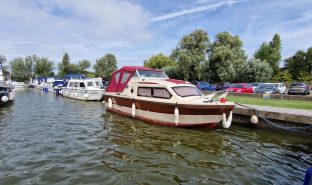 Shetland 4+2 - FOXY - 4 Berth Boat