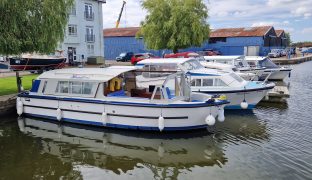 Bounty Buccaneer - Boudicca - 4 Berth Inland River Cruiser