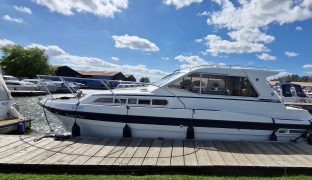 Haines 29S - Bluebell Two - 4 Berth Inland River Cruiser