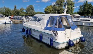 Birchwood 320 Challenger - Dawn Chorus - 4 Berth Sedan Cruiser