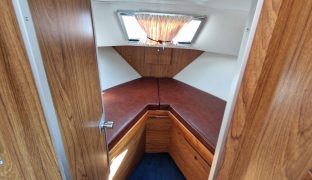 Broom 32 - Imagine - 8 Berth River Cruiser