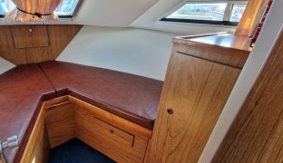 Broom 32 - Imagine - 8 Berth River Cruiser