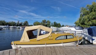 Shetland Speedwell - Swampduck - 3 Berth Inland River Cruiser