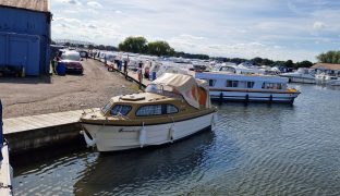 Shetland Speedwell - Swampduck - 3 Berth Inland River Cruiser