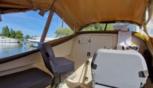 Shetland Speedwell - Swampduck - 3 Berth Inland River Cruiser