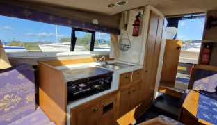 Shetland 4+2 - Upsey Daisy - 6 Berth River Cruiser