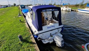 Shetland 4+2 - Upsey Daisy - 6 Berth River Cruiser