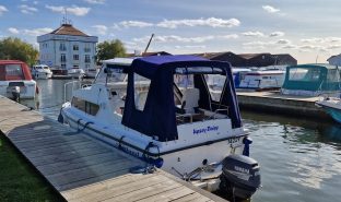 Shetland 4+2 - Upsey Daisy - 6 Berth River Cruiser