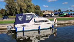 Shetland 4+2 - Upsey Daisy - 6 Berth River Cruiser