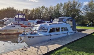 Eastwood 24 - Grace - 4 Berth River Cruiser