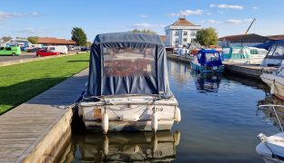 Eastwood 24 - Grace - 4 Berth River Cruiser