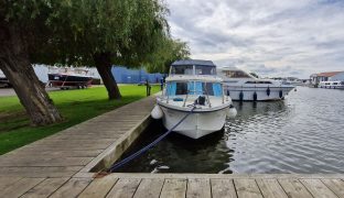 Birchwood 22 - My Jenny - 3 Berth Inland River Cruiser