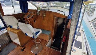 Alpha 31 - Lady Doreen - 4 Berth Inland river cruiser