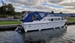 Viking 26 AEGIS - 6 Berth Inland river cruiser