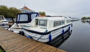 Bounty 28 - Florida Light - 4 Berth River Cruiser