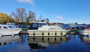 Birchwood 25 - He Wishes - 6 Berth Inland River Cruiser