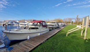 Sea Sport - Elizabeth Rose - 5 Berth River Cruiser 