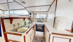 Connoisseur 44 - Amber Light - 8 Berth River Cruiser