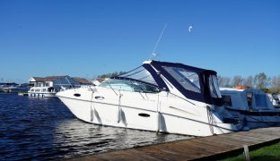 Sealine S29 - Willow - 4 Berth Sports Cruiser 