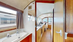 Bounty 28 - Florida Light - 4 Berth River Cruiser