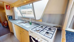 Faircraft 46 - Shining Light - 11 Berth River Cruiser