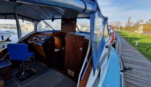 Seamaster 8m - Lady Jayce - 4 Berth River Cruiser