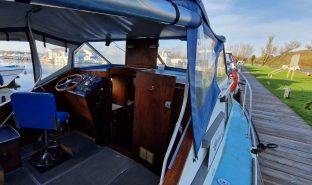 Seamaster 8m - Lady Jayce - 4 Berth River Cruiser