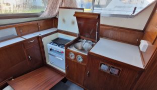 Seamaster 8m - Lady Jayce - 4 Berth River Cruiser