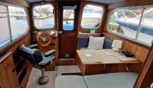 Hampton Safari MK3 - Dolphin - 4 Berth Inland river cruiser 