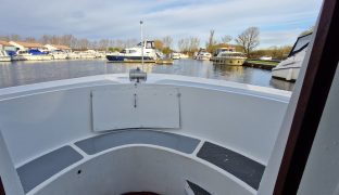 Horizon 35 - NAN - 6 Berth Inland river cruiser